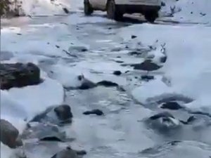 Samsun’da ekipler korona aşısı için engel tanımıyor