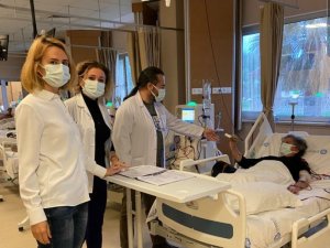 Çeşme’de, hemodiyaliz ünitesi çalışanlarına başarı belgesi