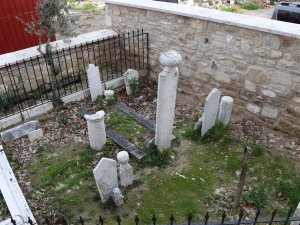 Kuşadası’ndaki tarihi camide restorasyon devam ediyor