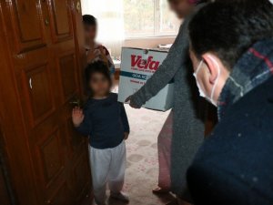 İhtiyaç sahiplerine yardım devam ediyor