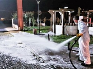 Dezenfeksiyon çalışmaları hız kesmeden sürüyor