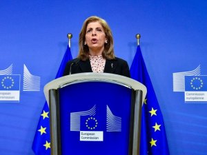 AB: “Aşıların ihracatını sıkılaştıracağız”