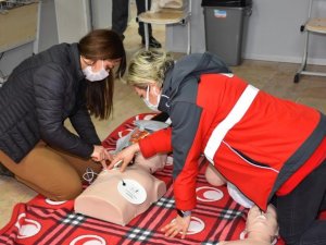 Şehzadeler Belediyesi personeline ilkyardım dersi
