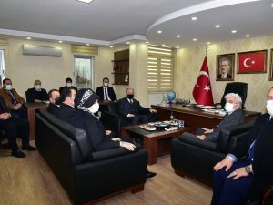 Vali Karadeniz’den siyasi parti il başkanlarına ziyaret