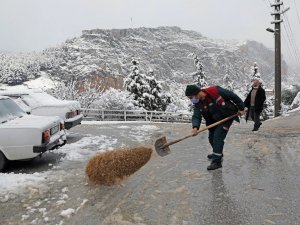 Menteşe Belediyesinde kar mesaisi