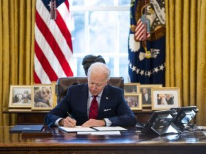 ABD Başkanı Biden "Ekonomik Bakım Yasası" kararnamesini imzaladı