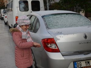 9 yıl sonra kar Didim’de kar sevinci