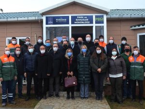 Kuşadası Belediyesi Park ve Bahçe çalışanları kahvaltıda buluştu