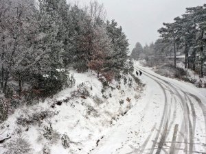 Aydın’ın Uludağ’ı beyaz örtü ile kaplandı