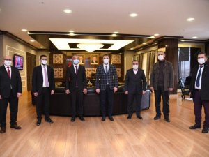 Ankara Minibüsçüler Esnaf Odası ve taksicilerden Başkan Çetin’e ziyaret