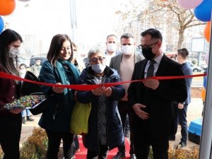 Kayapınar Belediyesi Çadır-Vet’i hizmete açtı