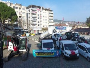 Bergama Belediyesi araç filosuna 14 yeni araç kattı