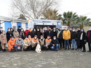 Belediye yönetiminden hayvan bakım merkezine ziyaret
