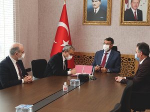 Başkan Alim Işık: "Dev yatırım Kütahya’ya hayırlı olsun"