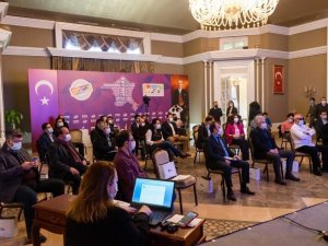 Yiyecek içecek sektörü masaya yatırıldı