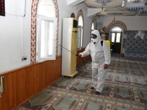 Toroslar’da dezenfekte çalışmaları aralıksız sürüyor