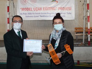 Öğrencilerine havacılık sevgisini aşılayacaklar