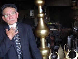 Ünlü ’cami alemi’ ustası 80 yaşında hayatını kaybetti
