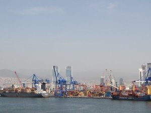 İzmir’in dış ticaret hacmi 20 milyar doları aştı