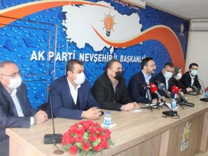 AK Parti; “Nevşehir Belediye Başkanı Arı, sağlık sorunları nedeniyle istifa etmiştir”