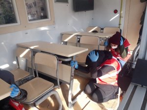 Sultangazi’de uygulamalı deprem eğitimi