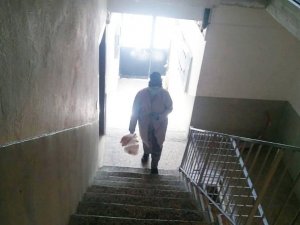 Sincan Belediyesi, ihtiyaç sahibi kişilere yemek dağıtmaya devam ediyor