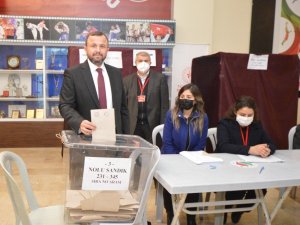 AK Parti’de İbrahim Ethem Taş güven tazeledi