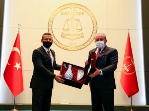 TBMM Başkanı Şentop: "Türkiye, dünyanın yeniden inşa edileceği bir döneme önce kendisini inşa ederek girmeye hazırlanıyor"