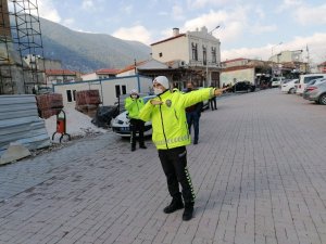 Kırkağaç’ta ilçe trafiğinde düzenleme yapıldı