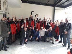 MHP Denizli Teşkilatına 30 yeni kadın üye katıldı
