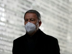 Milli Savunma Bakanı Akar, Macaristan’da