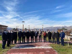 Kahtalı’dan depremin yaraları sarılıyor