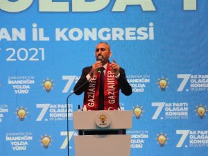 Adalet Bakanı Gül: "Biz reform dedikçe onlar sokak diyor"