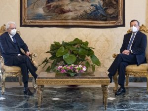 İtalya Cumhurbaşkanı Mattarella, Mario Draghi’yi hükümet kurmakla görevlendirdi