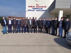 Yenipazarlı muhtarlar yeni yapılan hastaneyi beğendi
