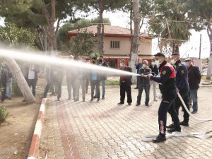 Aydın itfaiyesi yangın söndürme tankeri eğitimi verdi