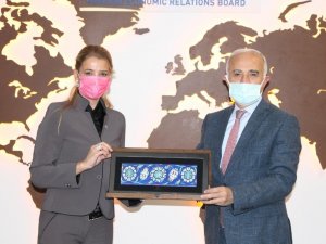 TÜGİAD Yönetim Kurulu, DEİK’i ziyaret etti