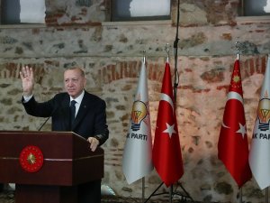 Cumhurbaşkanı Erdoğan "Teröre bulaşmamış gençlerimize sahip çıkmak görevimiz"