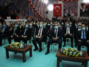 AK Parti Aydın İl Gençlik Kolları’nda Demir güven tazeledi
