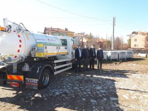 Aslanapa Belediyesi’ne yeni hibe vidanjör aracı
