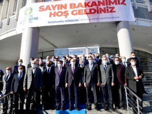 Bakan Karaismailoğlu’ndan Malatya Büyükşehir Belediyesi’ne ziyaret