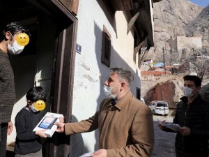 Afyonkarahisar Belediyesi 500 öğrenciye tablet dağıttı