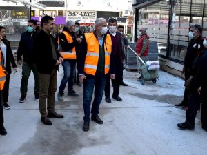Başkan Günel, turistik çarşılardaki çalışmaları denetledi