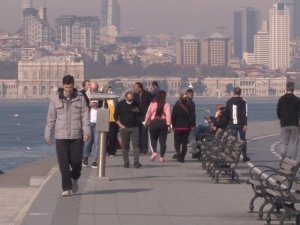 Kız Kulesi Sahilinde pes dedirten görüntü:  Doldu taştı
