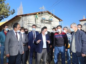 Vali Çiçek: “Frig vadisinde bir tarih küllerinden doğuyor”