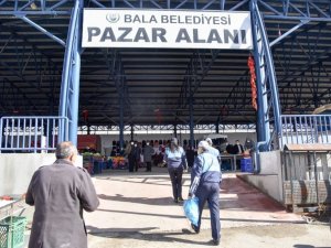 Ankara Büyükşehir Belediyesi esnaf ve vatandaşa hijyen desteğine devam ediyor