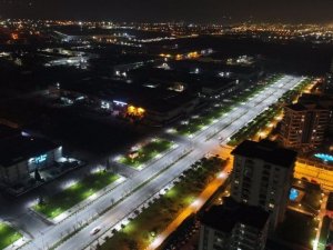 Manisa’da Müftü Alim Efendi Bulvarı yeni görünüme kavuştu