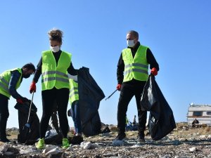 Didim’de kıyı temizliği yapıldı