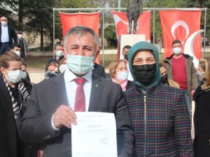 AK Parti Bilecik İl Başkanı Yıldırım mazbatasını aldı