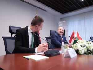 Sanayi ve Teknoloji Bakanı Varank: “Biz 2021 yılının Türkiye-Avrupa Birliği ilişkilerinde güvenin tazelendiği bir yıl olmasını temenni ediyoruz”